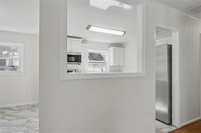 129 Lynnhaven DR, Hampton, VA 23666