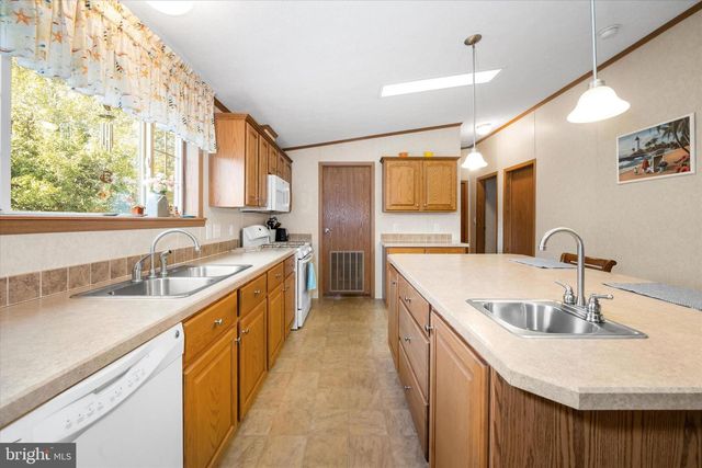 25594 CRAB ALY E, Millsboro, DE 19966