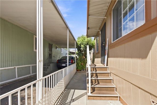 1241 N East St 96, Anaheim, CA 92805