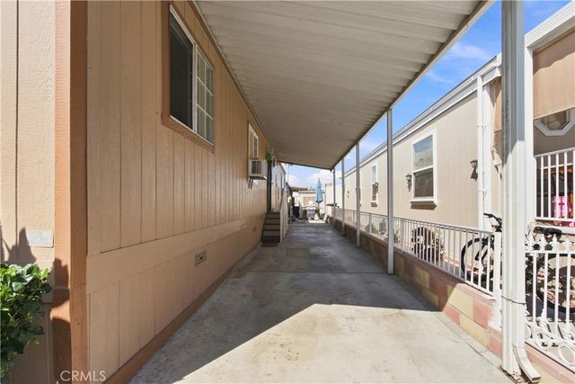 1241 N East St 96, Anaheim, CA 92805