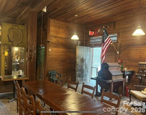 9 & 1 Old Mill Lane, Weaverville, NC 28787
