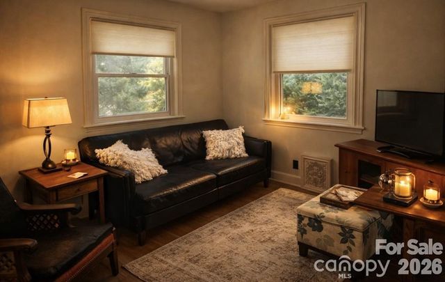 9 & 1 Old Mill Lane, Weaverville, NC 28787