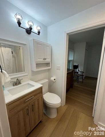 9 & 1 Old Mill Lane, Weaverville, NC 28787