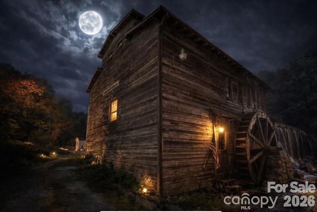 9 & 1 Old Mill Lane, Weaverville, NC 28787