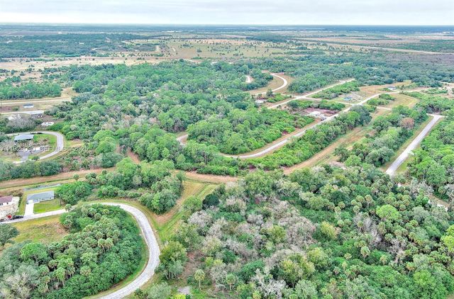 173 CAROUSEL AVE, La Belle, FL 33935