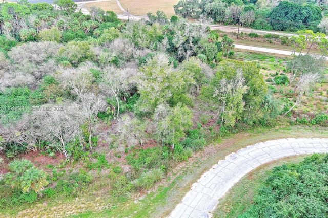 173 CAROUSEL AVE, La Belle, FL 33935