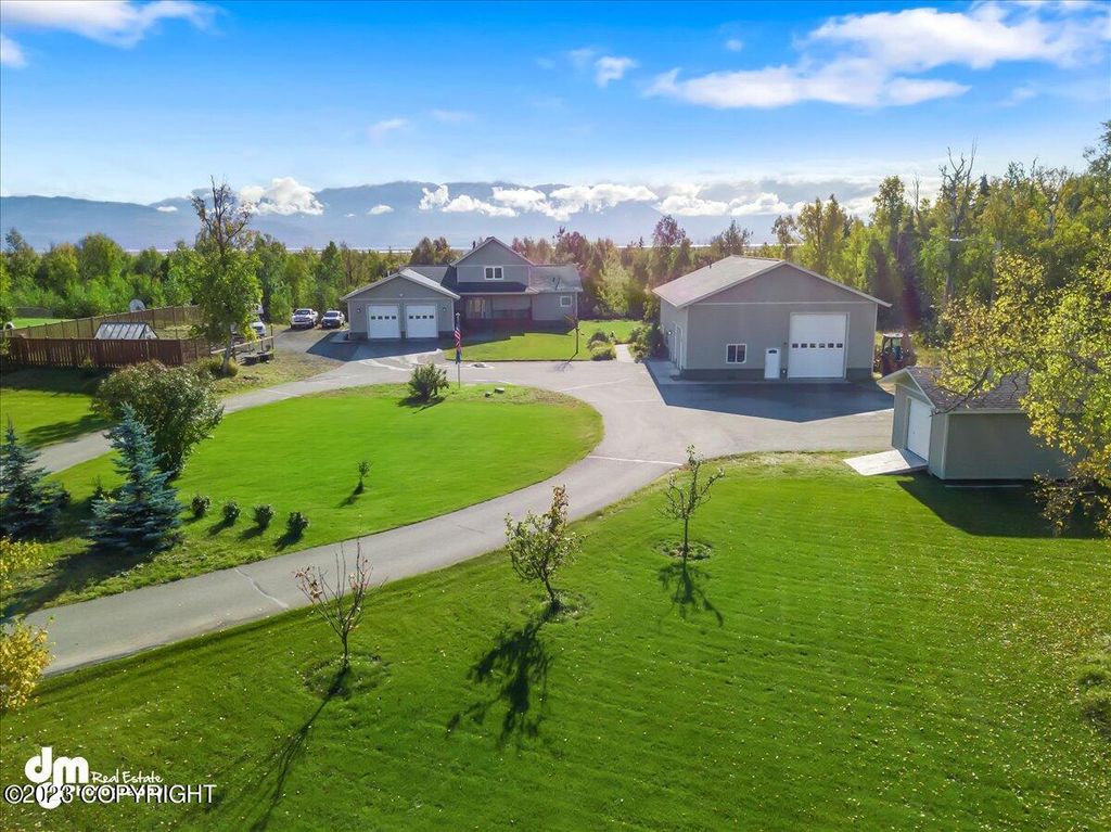2110 E Vision View Drive, Wasilla, AK 99654
