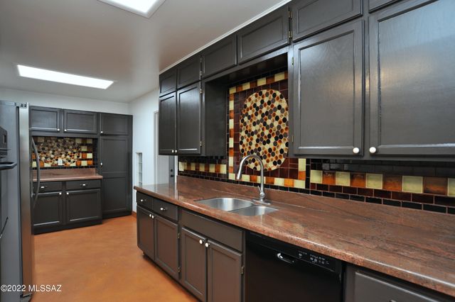 5842 E 4th Street, Tucson, AZ 85711