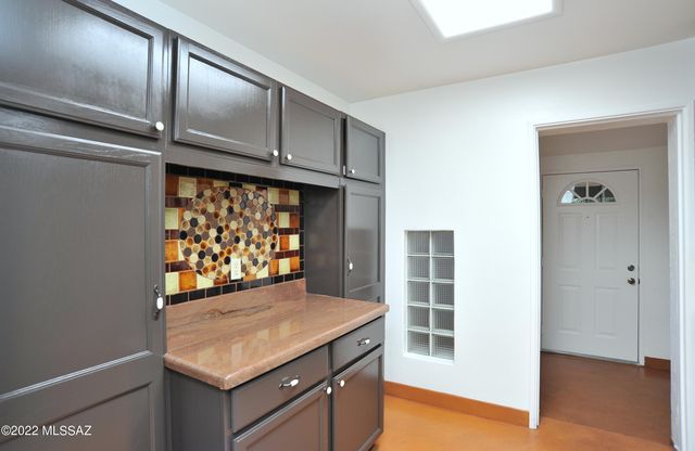 5842 E 4th Street, Tucson, AZ 85711