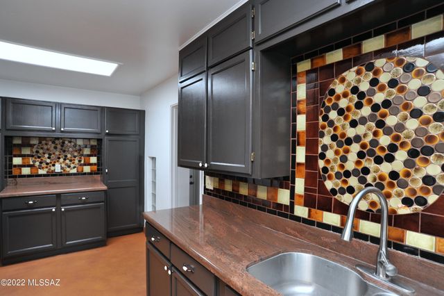 5842 E 4th Street, Tucson, AZ 85711