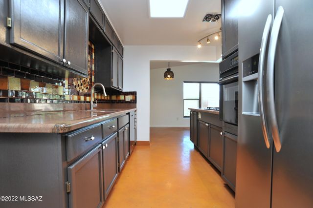 5842 E 4th Street, Tucson, AZ 85711