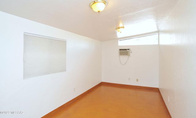 5842 E 4th Street, Tucson, AZ 85711