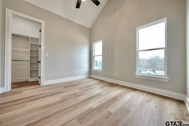 606 Prince Ln, Tyler, TX 75704