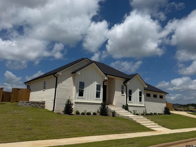 606 Prince Ln, Tyler, TX 75704