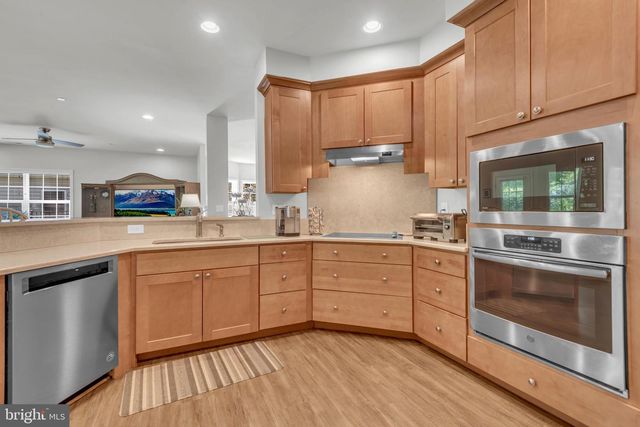 3909 RIVER CLUB DR, Edgewater, MD 21037