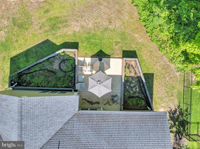 3909 RIVER CLUB DR, Edgewater, MD 21037