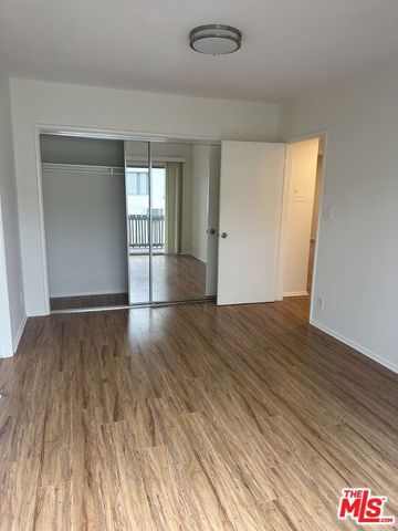 1620 Brockton Avenue 15, Los Angeles, CA 90025