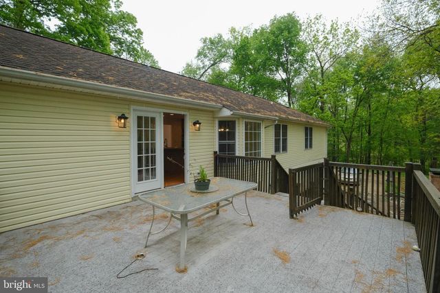 134 KELCAR DR, Summit Point, WV 25446