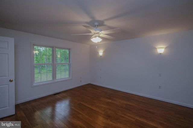 134 KELCAR DR, Summit Point, WV 25446