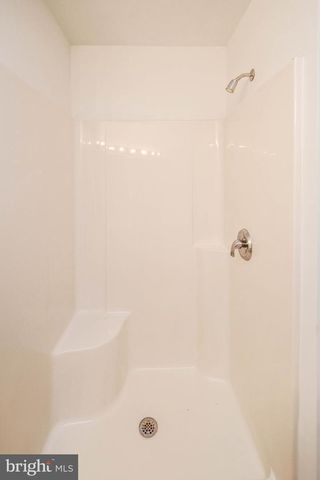 134 KELCAR DR, Summit Point, WV 25446