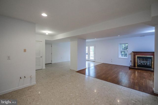 134 KELCAR DR, Summit Point, WV 25446