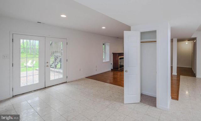 134 KELCAR DR, Summit Point, WV 25446