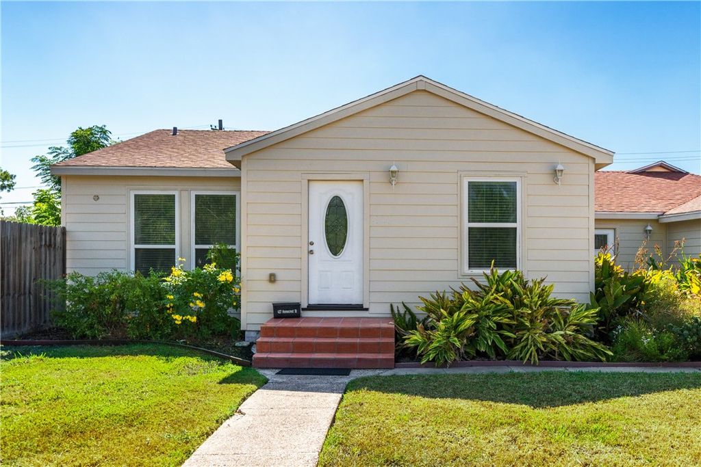 437 Homecrest St, Corpus Christi, TX 78412 — photo 2