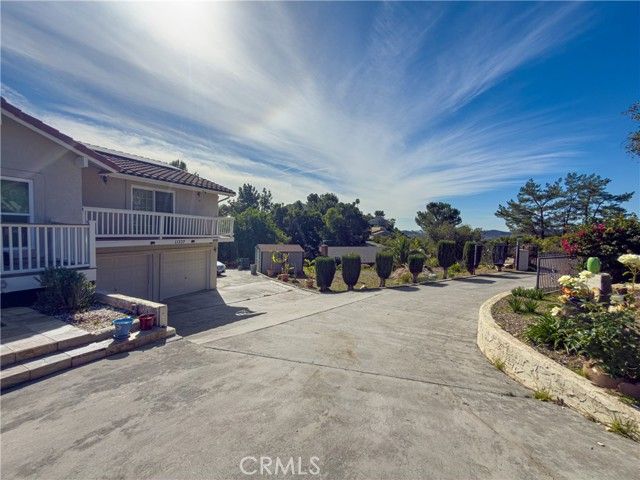 11337 Caprice Place, Escondido, CA 92026