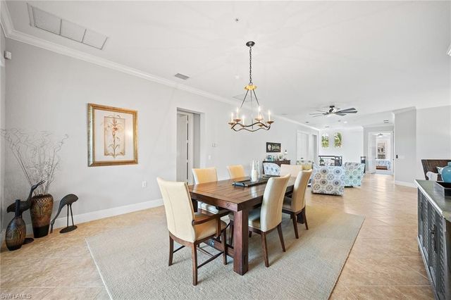 9205 Museo CIR 201, Naples, FL 34114