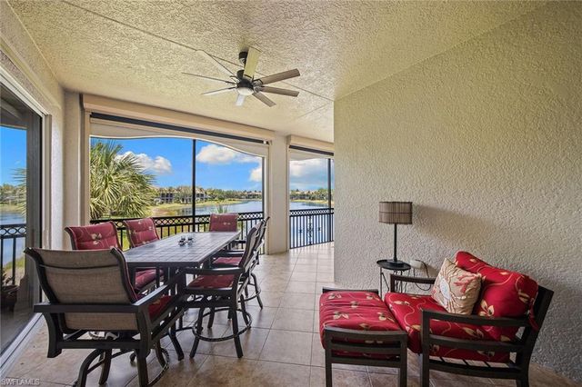 9205 Museo CIR 201, Naples, FL 34114