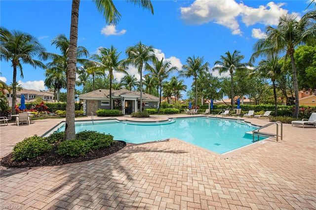9205 Museo CIR 201, Naples, FL 34114