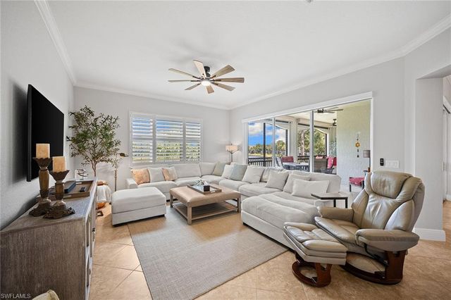9205 Museo CIR 201, Naples, FL 34114
