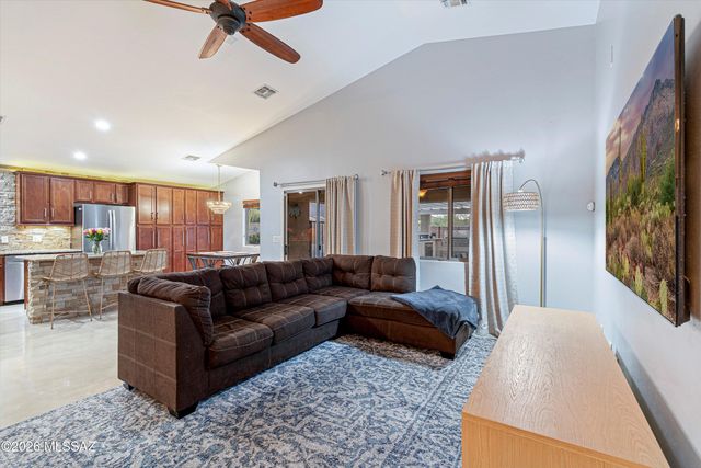 7169 W Oracle Ridge Trail, Tucson, AZ 85743