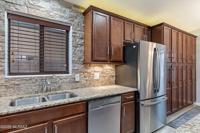 7169 W Oracle Ridge Trail, Tucson, AZ 85743