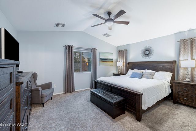 7169 W Oracle Ridge Trail, Tucson, AZ 85743