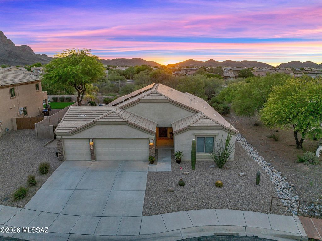 7169 W Oracle Ridge Trail, Tucson, AZ 85743
