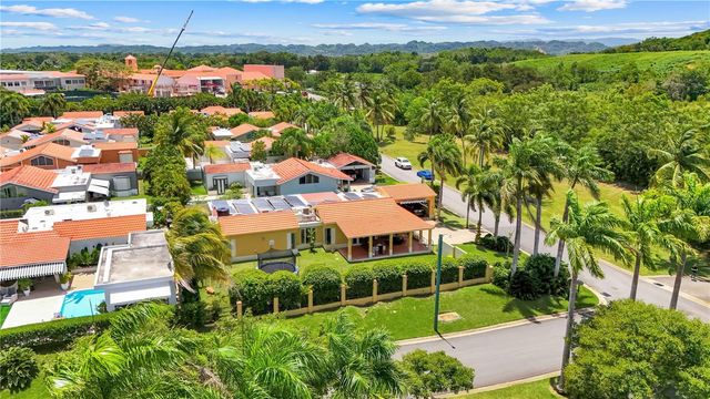 54 CAMINO DE ZORZAL, Dorado, PR 00646