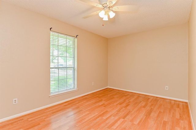 4011 Issacks Way, Sugar Land, TX 77479
