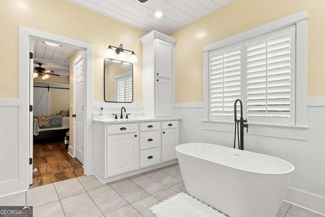 216 Mockingbird Lane, Brooks, GA 30205