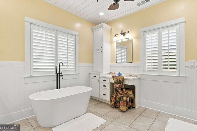 216 Mockingbird Lane, Brooks, GA 30205
