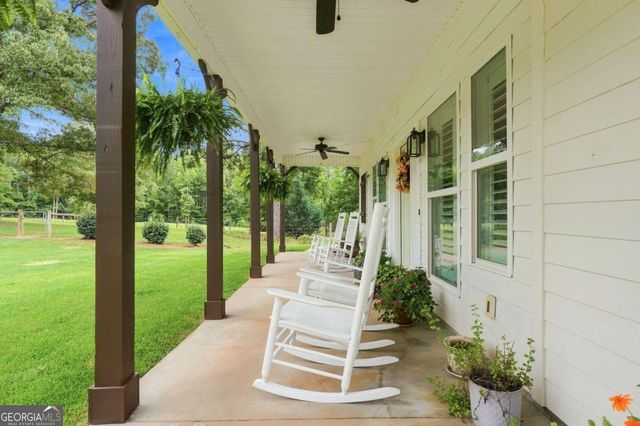 216 Mockingbird Lane, Brooks, GA 30205