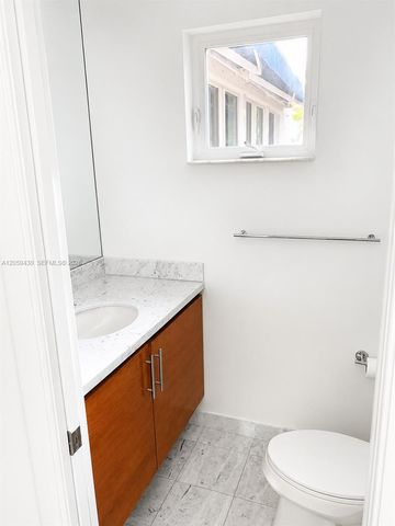 2954 Whitehead St 2954, Miami, FL 33133