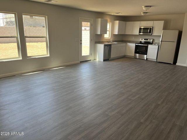 155 W DEWEY Avenue, Coolidge, AZ 85128