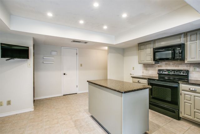 4525 Newcombe Drive, Plano, TX 75093