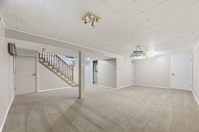 2016 E Sunrise Dr, Wichita, KS 67216