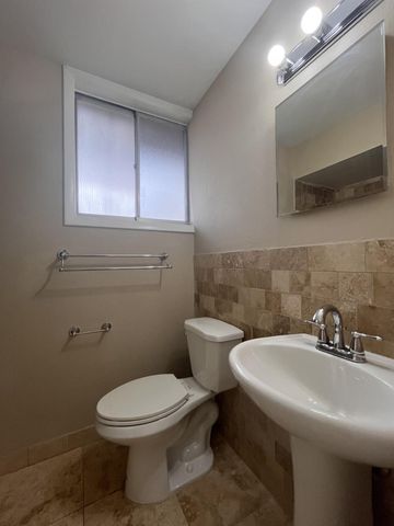 5123 Del Monte Drive 1, Houston, TX 77056