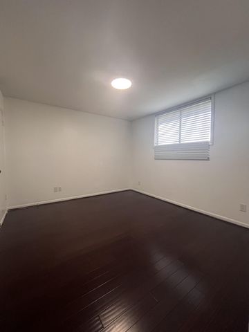 5123 Del Monte Drive 1, Houston, TX 77056