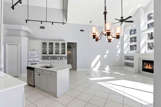 8034 LANDGROVE COURT, Orlando, FL 32819