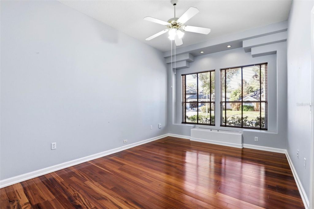 Image 25 of property listing at 8034 LANDGROVE COURT, Orlando, FL 32819