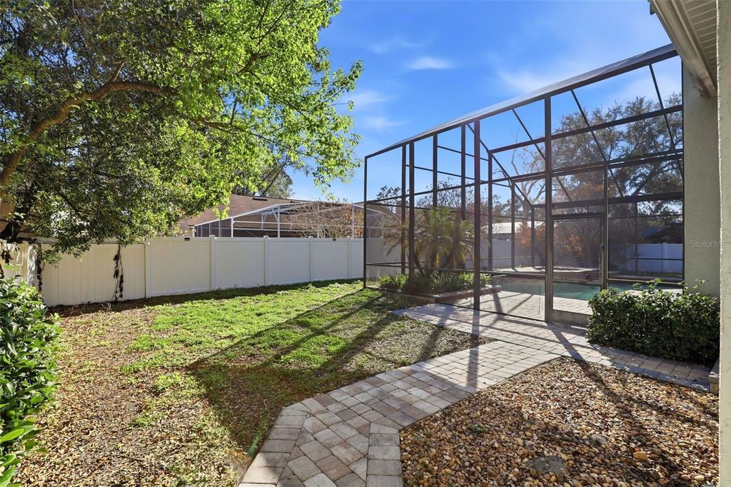 Image 39 of property listing at 8034 LANDGROVE COURT, Orlando, FL 32819